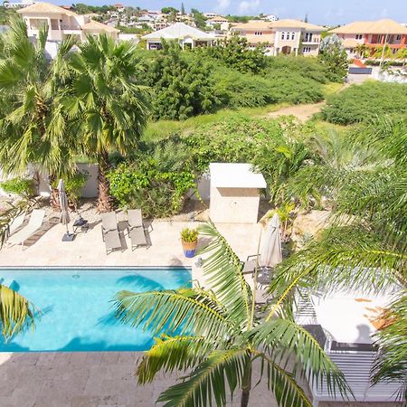 Goudhaen Luxury Private Apartments Jan Thiel Beach Экстерьер фото